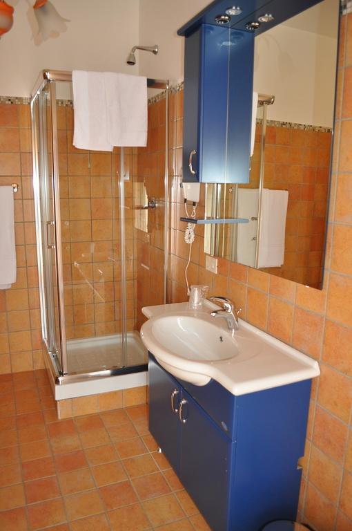 L' Aia Antica Bed and Breakfast Veroli Δωμάτιο φωτογραφία